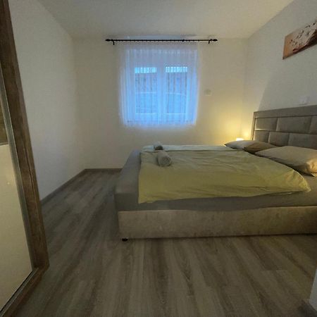 Apartma Dzana Zaga Eksteriør bilde