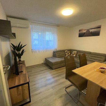 Apartma Dzana Zaga Eksteriør bilde