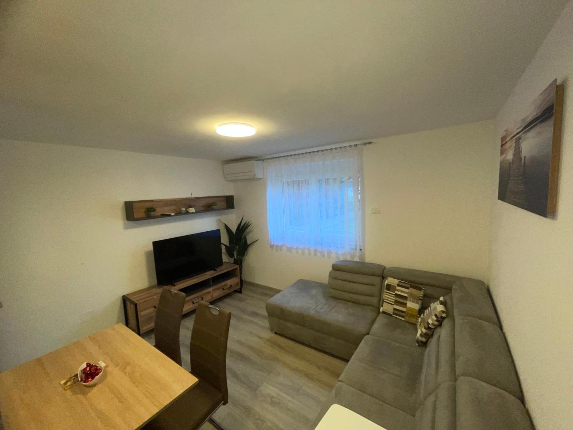 Apartma Dzana Zaga Eksteriør bilde